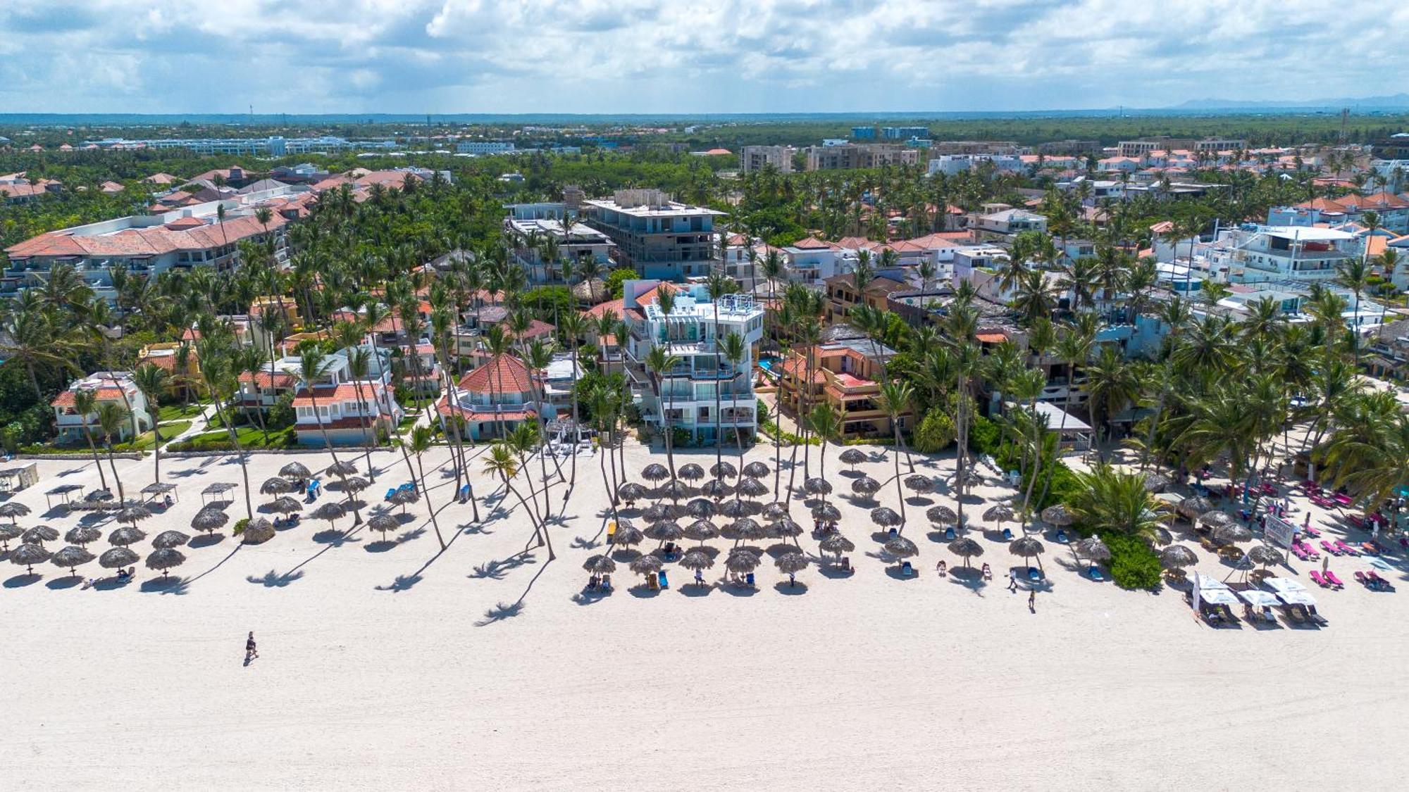 Prime Ocean View Punta Cana Apartments - 3-Bedroom Getaway With Private Terrace On Bavaro Beach Exterior foto